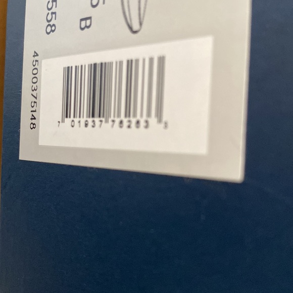 Cole Haan Suede and leather lace up tennis shoes. - Picture 3 of 7